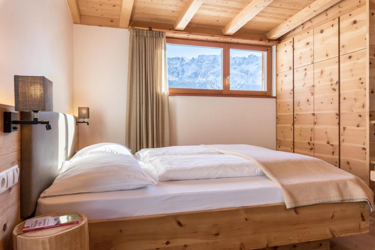 Villa Solinda App Rossini Selva di Val Gardena Exterior photo